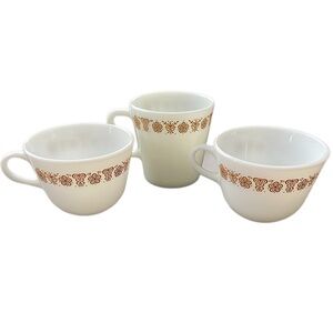 Vintage Pyrex Corningware Gold Butterfly Coffee Cup Mugs